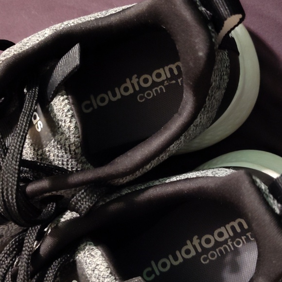 Adidas size 7.5 women's. - Picture 7 of 8